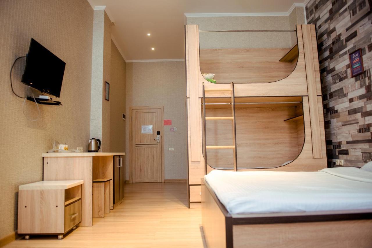 Nicehostel Aqtöbe Ngoại thất bức ảnh